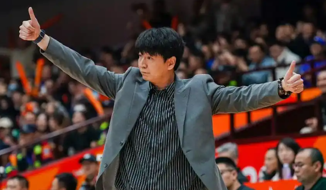 吃饭睡觉打马刺!尼克斯本赛季获得双冠王,对手都是马刺