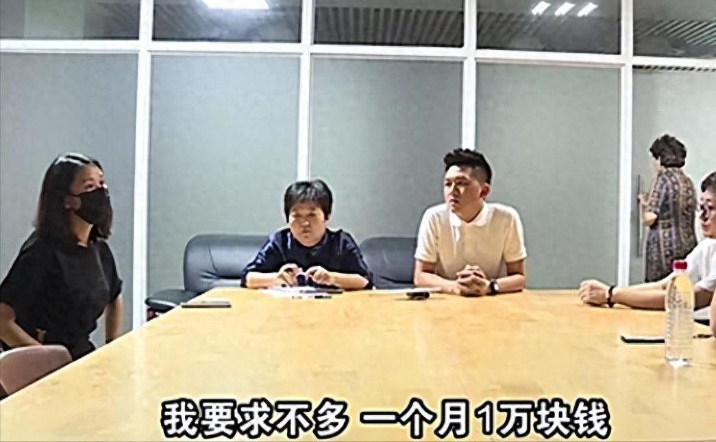 库里发文祝贺前助教布朗:尼克斯53年首冠背后的师徒情