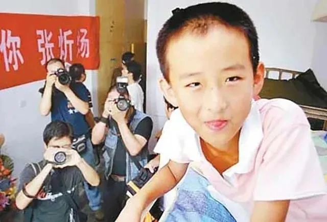 虽然作用比不上核心三人组,但黄蜂在今夏一定会留下这两名球员?