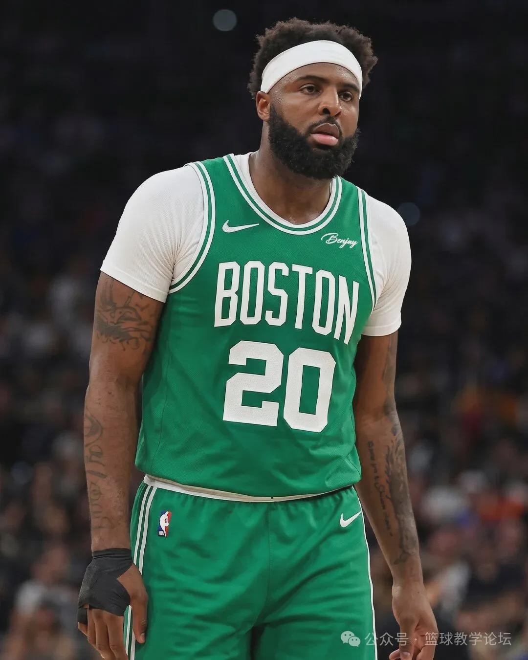 NBA高管:确实有球队对布朗尼感兴趣 他短时间内进步非常明显